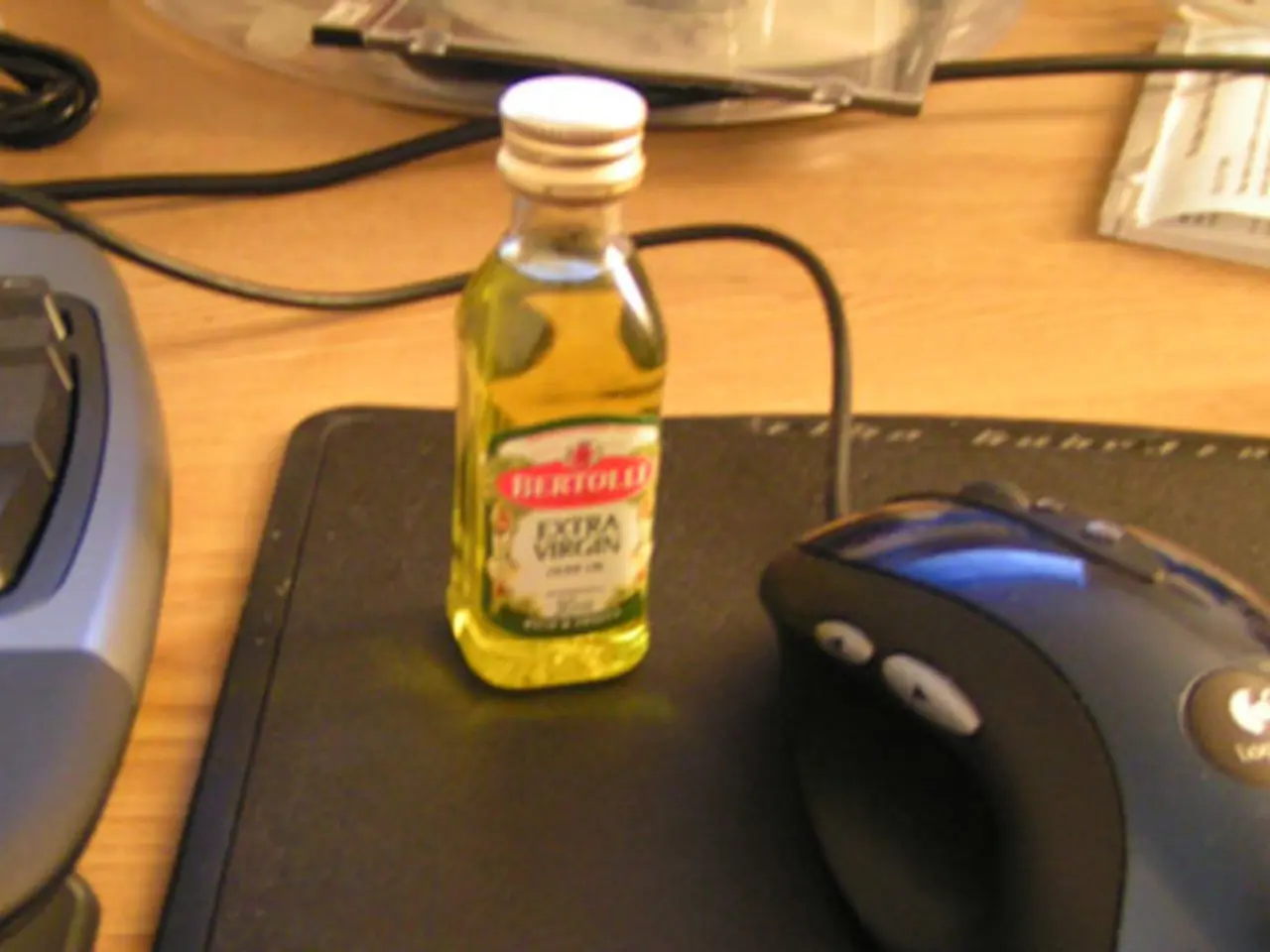 Handmade Solutions for Effective Cable Management: Keeping Cables in Order