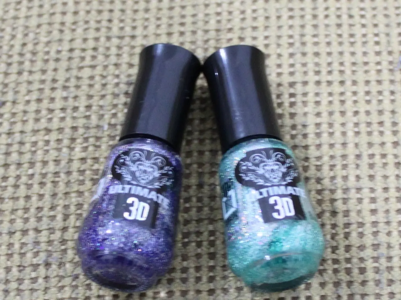 Removing rust and grass stains from garments: a step-by-step guide.