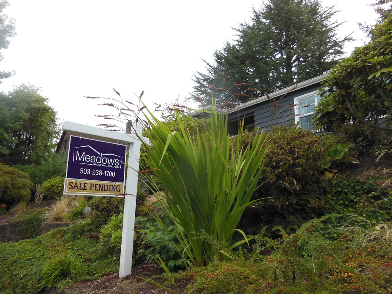 Heatherwick Studio's Xi'an Tree Vertical Garden Project takes inspiration from nature, with...