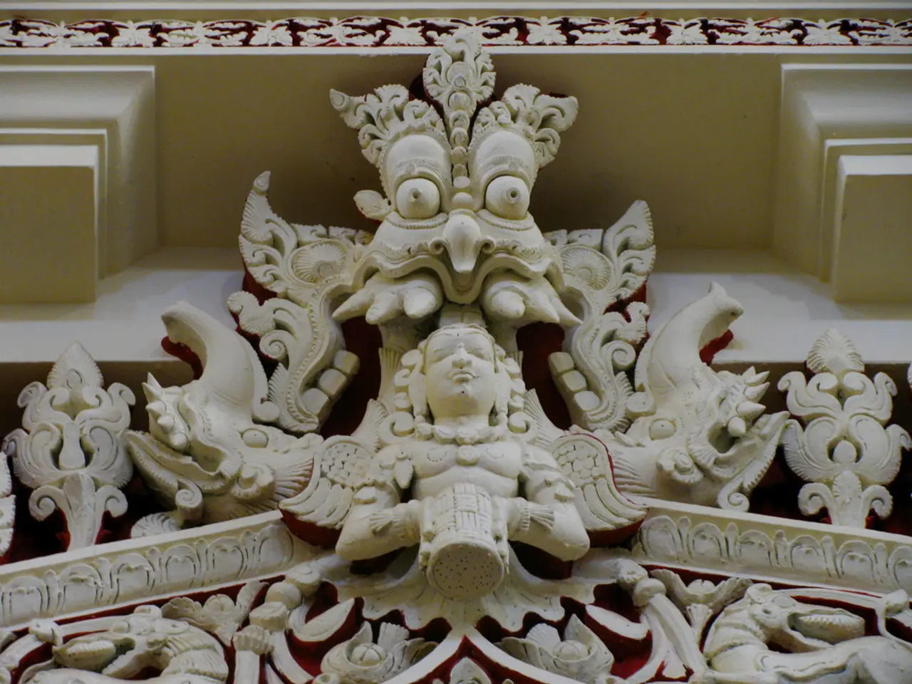 Exploring Home Decoration: Uncovering Decorative Ideas in Unconventional Spaces