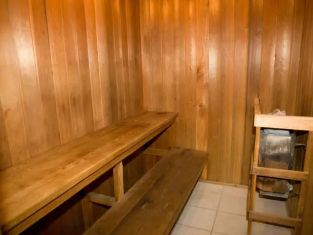 Comparative Home Floor Guide: Selecting Ideal Materials for Your Residential Floors