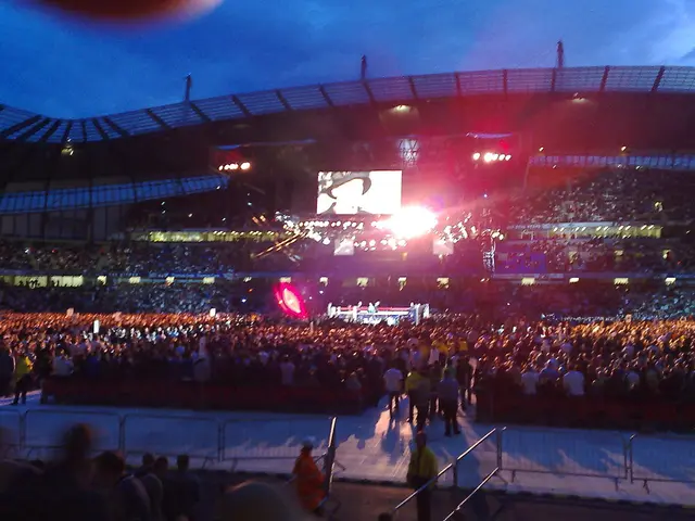 Crew members of Olivia Rodrigo's team are receiving therapy classes from the pop star herself.