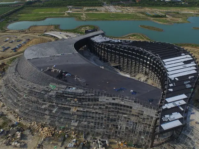 Glance at the Audi A4 Avant 40 TFSI, sporting the S Line S TRONIC trim