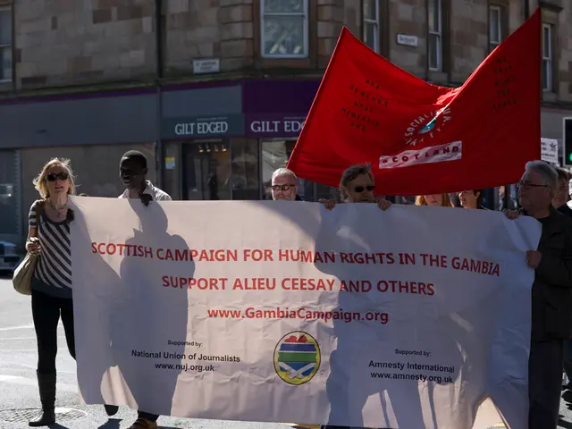 Construction Delays on Our Green Glass Fiber Project in Neuburg: Patrons Caught in the Downpour