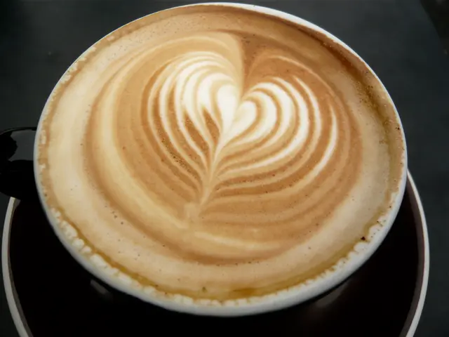 Suddenly Not Frothed Milk in Coffee Machine: Swift Solution That Delivered Results