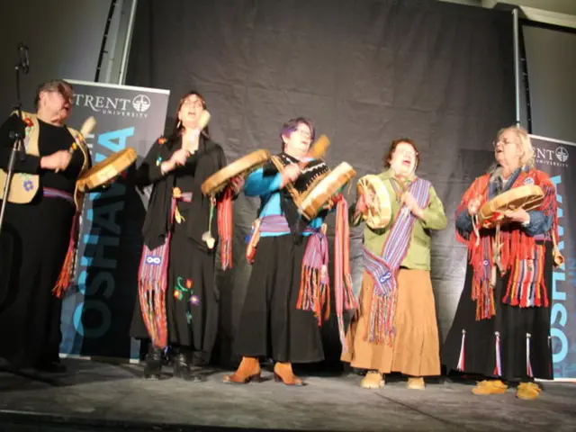Twenty-year anniversary celebration for the women's choir "Mittendrin" held in Mittelsdorf today
