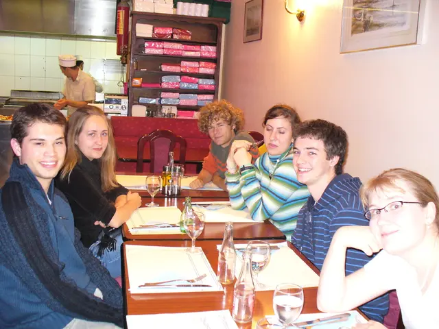 Efficient Tricks for Quick and Easy Home Clean-Up (15 Strategies)