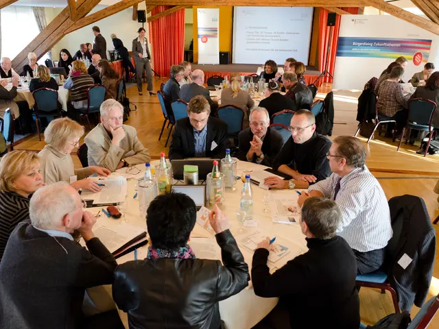 Quick Suggestions for Clutter-Free Minimalism: Simplify Your Life by Focusing on These 35 Easier...