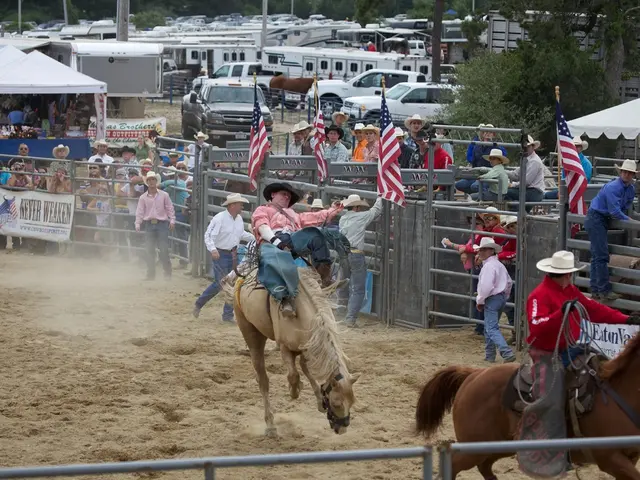 Frozen Treats Gathering Attracts Sizable Audience