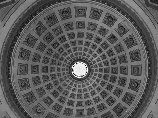 Financial assistance for implementing green facades and roofs: a guide