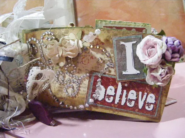 Handmade Mom's Day Presents for the Well-Equipped Mother