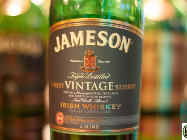 Certified Whiskey Connoisseur Design