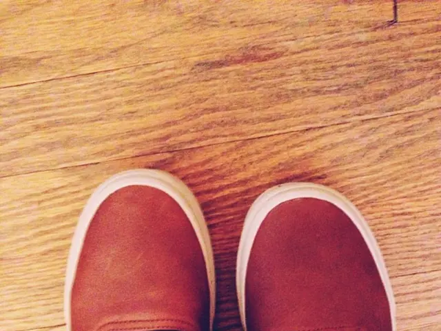 Prioritizing Closed-Toe Shoes Over Sandals - Embracing a Luxurious Shade in Footwear Fashion