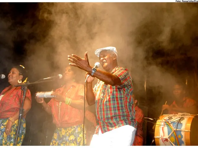 Musicians are being sought by singing artists