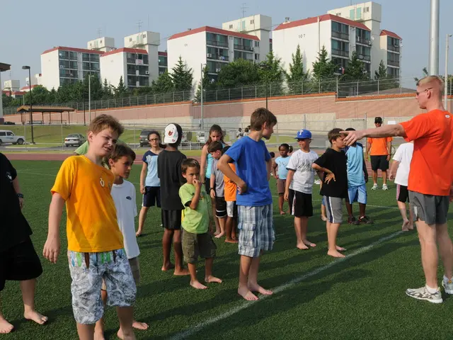 Nature-Focused Public Science Ventures: Inviting Opportunities for Nature Lovers