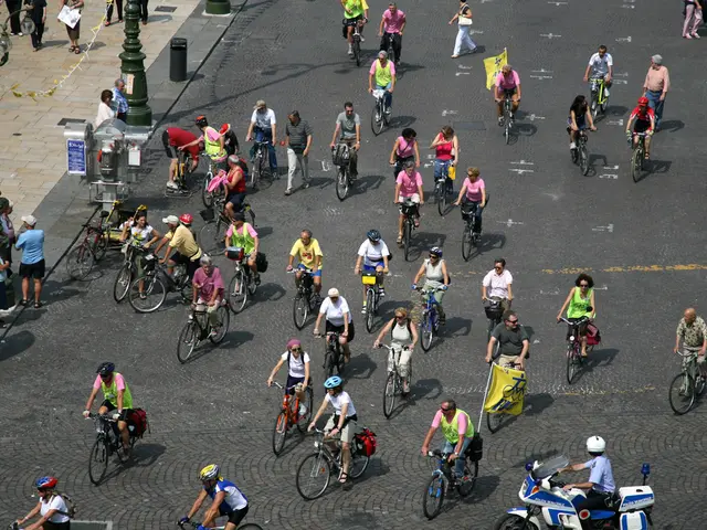 Cycling enthusiasts in Dusseldorf are invited to join a party on Sunday, organized by the ADFC.