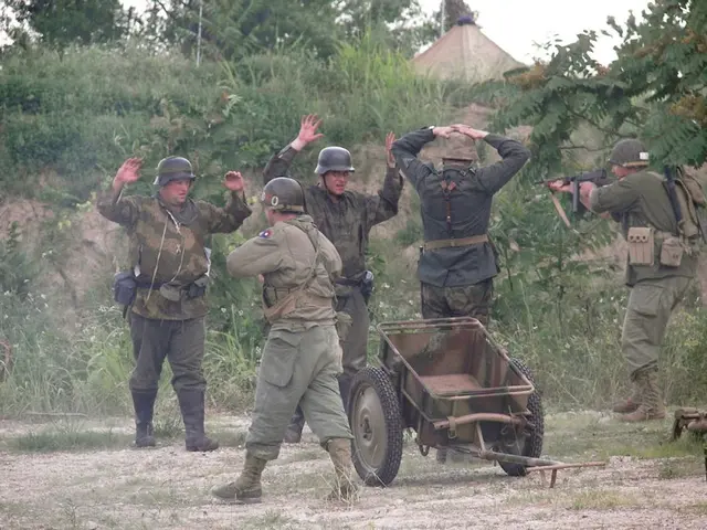 Heatwave essential confirmed: Victoria Beckham endorses a wide-brimmed straw sun hat as the chicest...