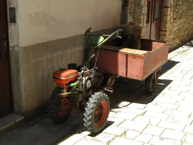 Dreamy Off-Road Electric Vehicle Family Vehicle Concept by Lucid Gravity: Could This Be Our Desired...