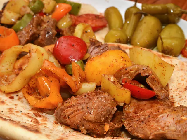 15 Simple Slow-Cooked Meals Demonstrating that Slow Cooking is a Masterful Display of Convenience